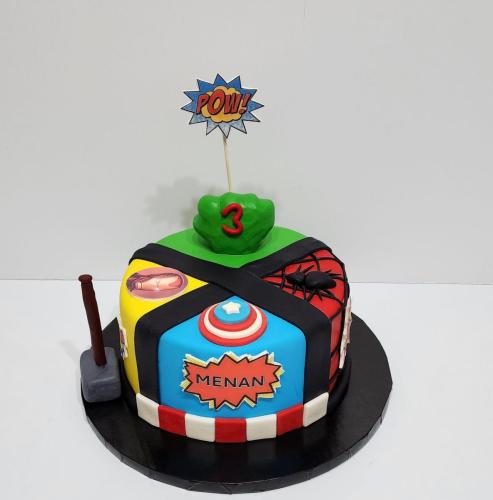 Super Hero cake