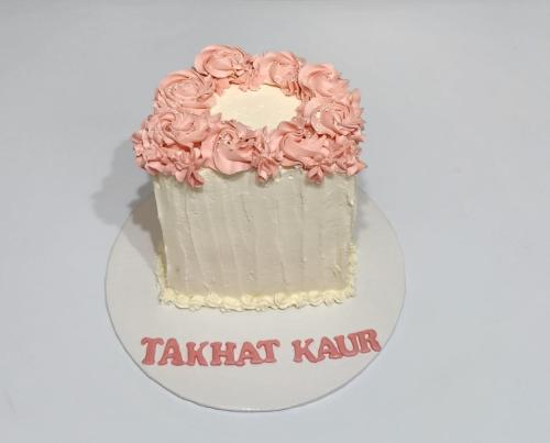 6 months birthday cake