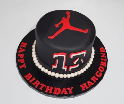 Sports cake