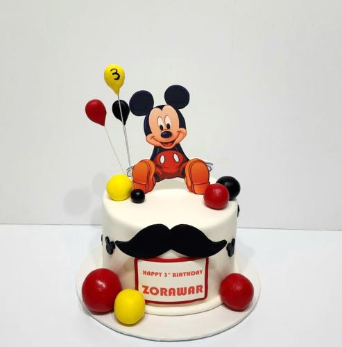 Mickey Mouse cake
