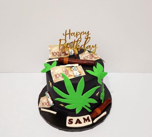 Cannabis and dollar note cake 